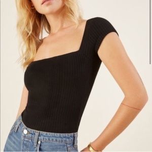 REFORMATION Bardot Top - Black